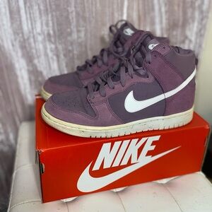 Nike Dunks Retro high top